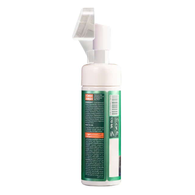 فوم شستشوی صورت با براش سیلیکونی: پاکسازی عمیق و منافذ پوست