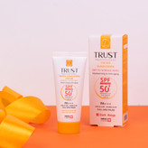 کرم ضد آفتاب کنترل چربی تراست(مختلط-چرب)بی رنگ ۴۰میل spf 50